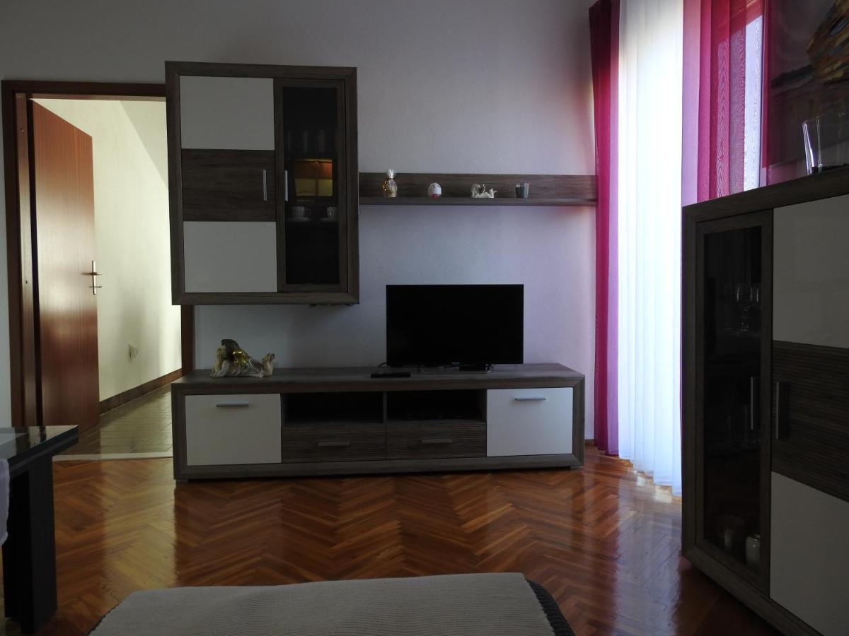 Marini Apartmani Trogir Exterior foto