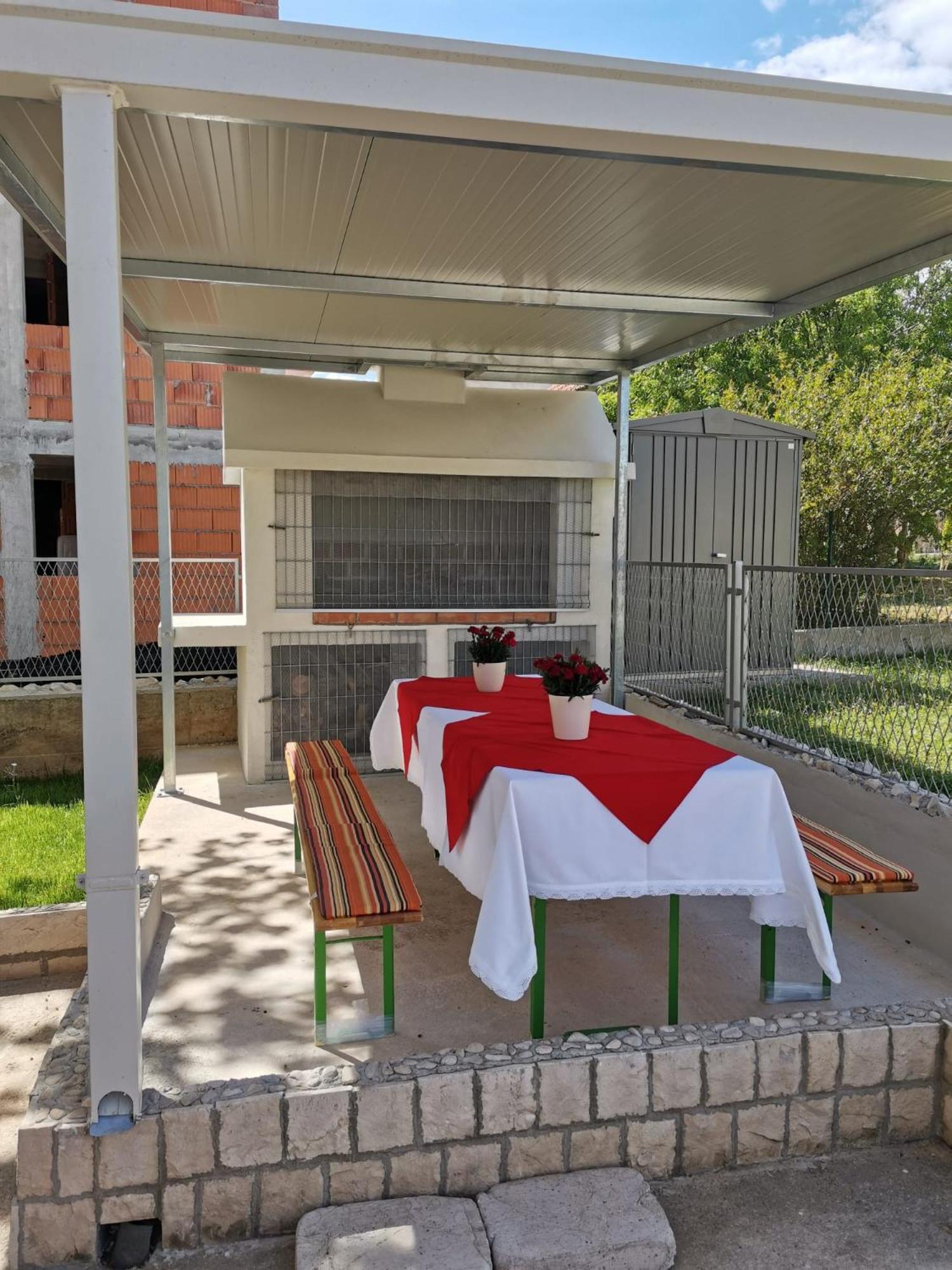 Marini Apartmani Trogir Exterior foto