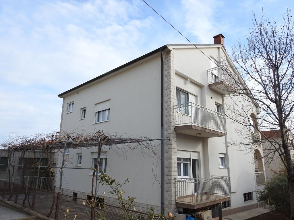 Marini Apartmani Trogir Exterior foto