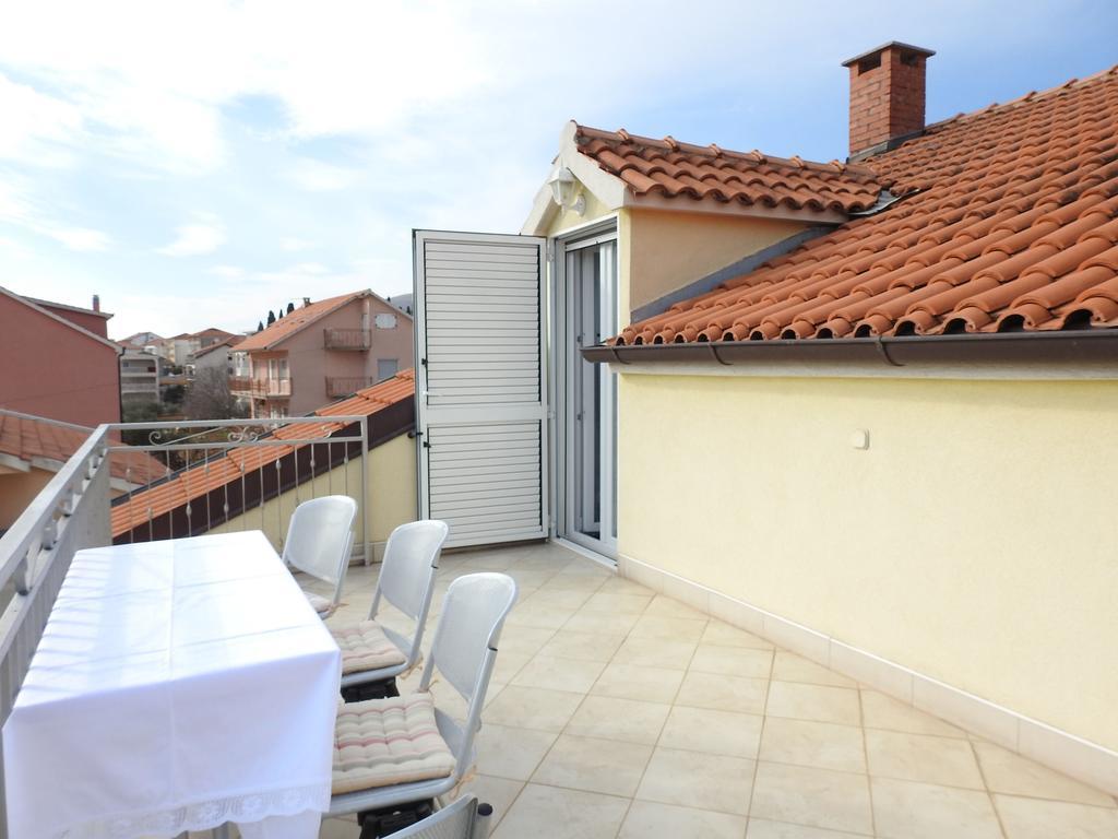 Marini Apartmani Trogir Exterior foto
