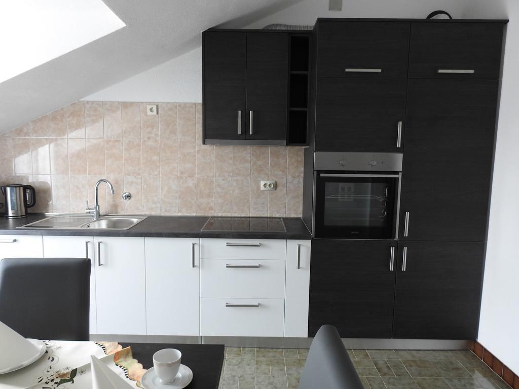 Marini Apartmani Trogir Exterior foto