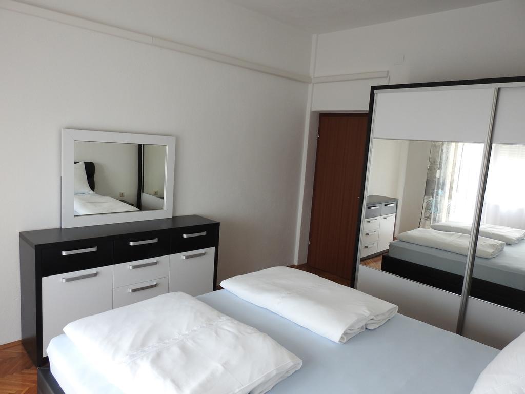 Marini Apartmani Trogir Exterior foto