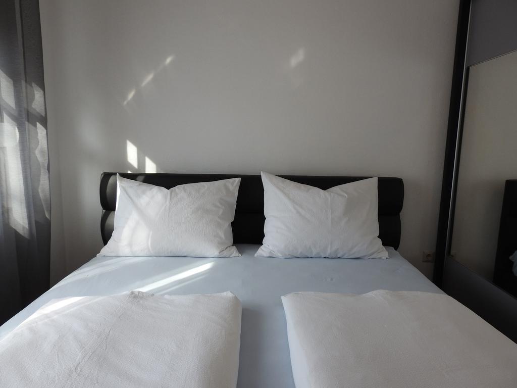 Marini Apartmani Trogir Exterior foto