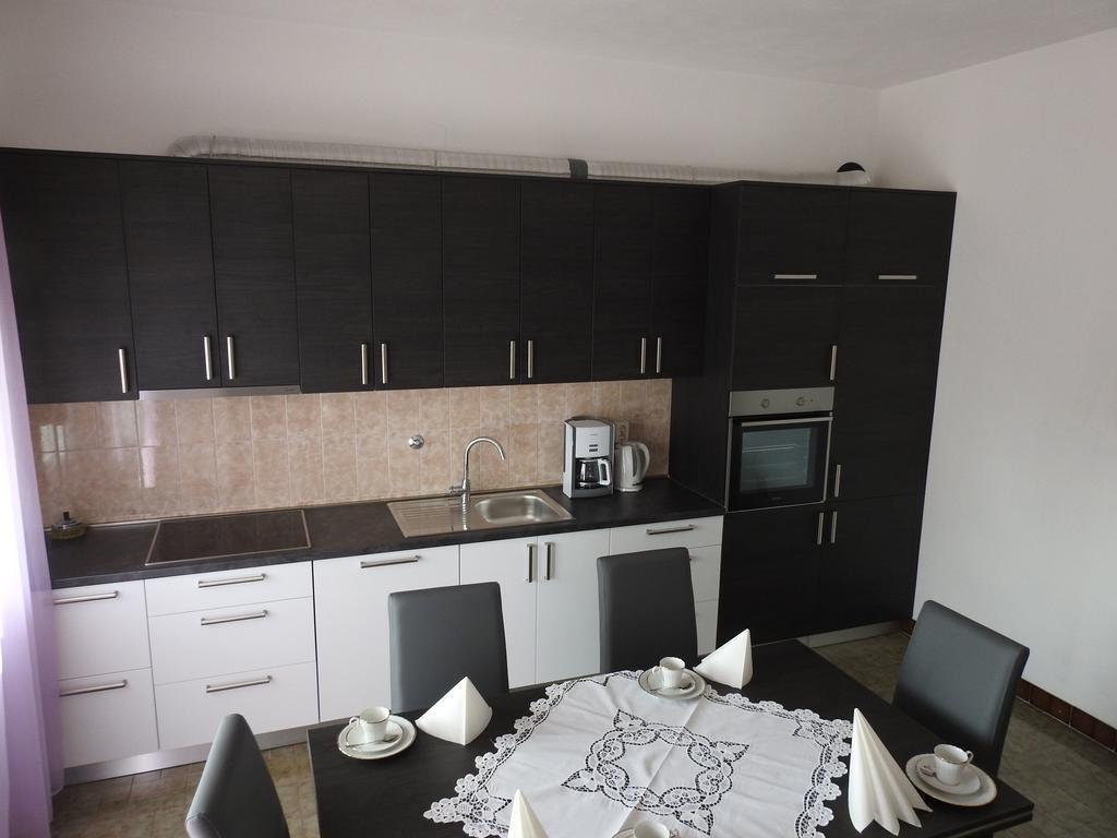Marini Apartmani Trogir Exterior foto
