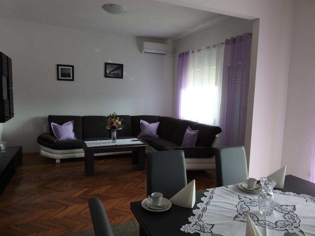 Marini Apartmani Trogir Exterior foto
