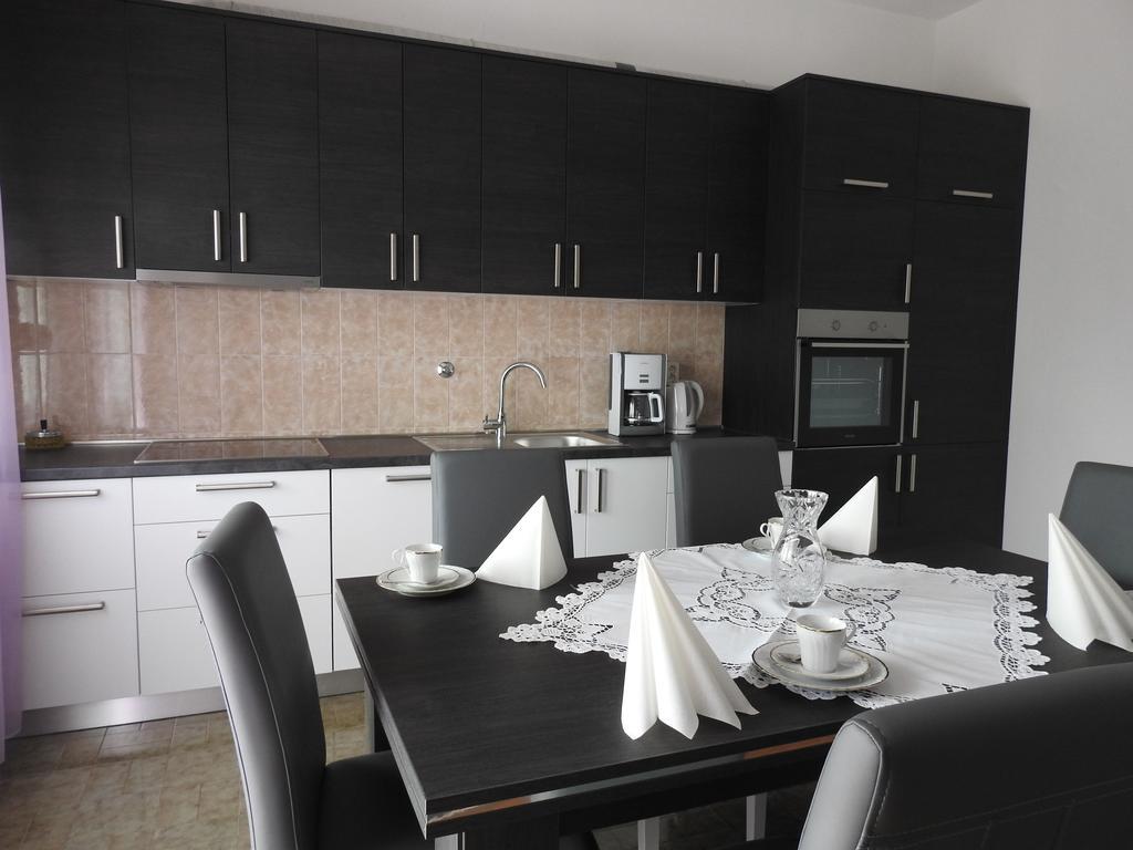 Marini Apartmani Trogir Exterior foto